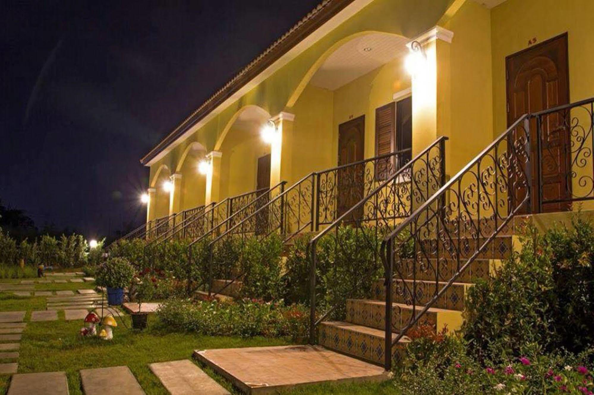 Sierra View Resort Ban Khanong Phra Nua Exterior photo