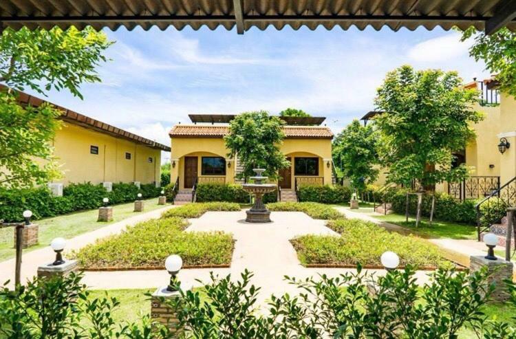Sierra View Resort Ban Khanong Phra Nua Exterior photo